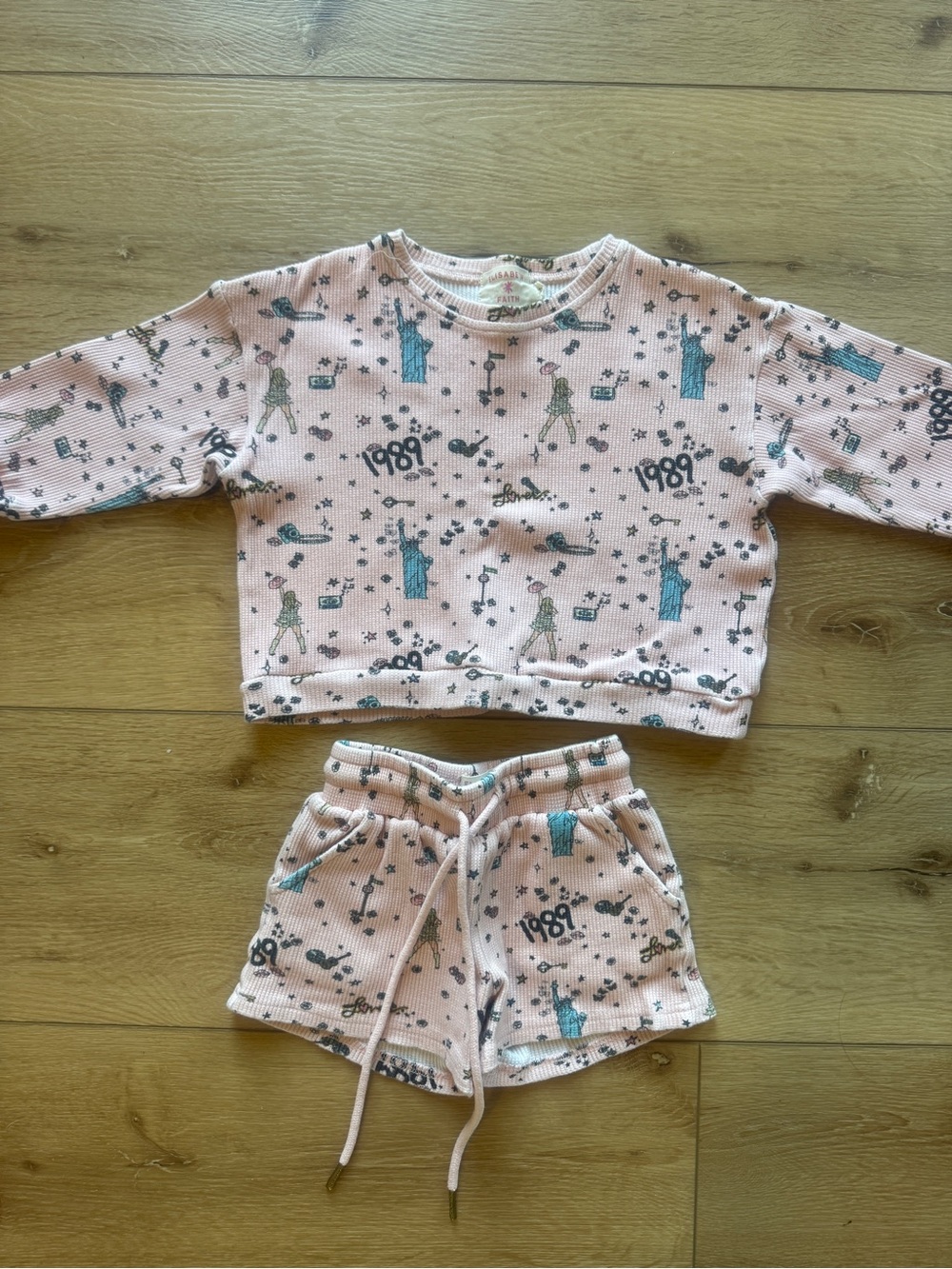 Elisabeth Faith Taylor Swift 1989 Matching Set with Shorts